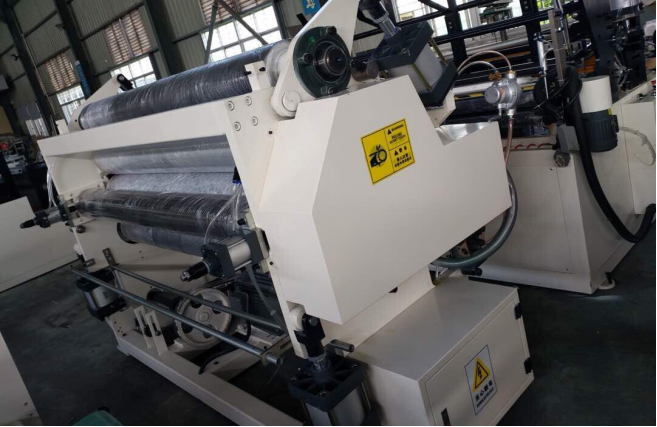 PLC Wallboard die Toiletpapier opnieuw opwinden die tot Machine 7.5KW 2 maken Tribunes 9