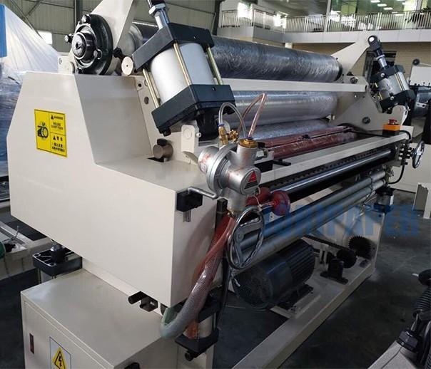 PLC Wallboard die Toiletpapier opnieuw opwinden die tot Machine 7.5KW 2 maken Tribunes 10