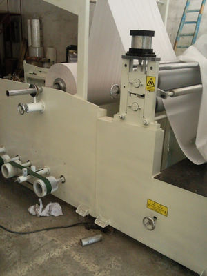de Staal aan Staal 7.5KW In reliëf gemaakte Keukenrol die van 460 mm Machine maken
