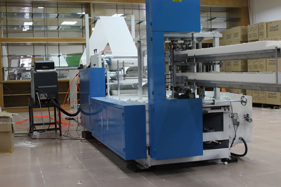 300mm Grootte 3000 stukken/Min Automatic Napkin Making Machine