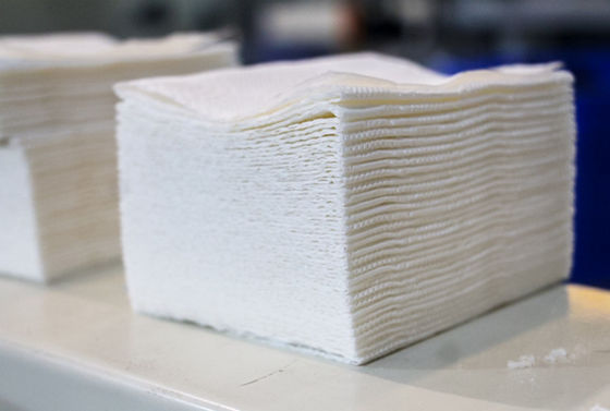 Het ceramische het Papieren zakdoekjemachine van Anilox 13g/M2 Gezichts Pneumatische Tellen